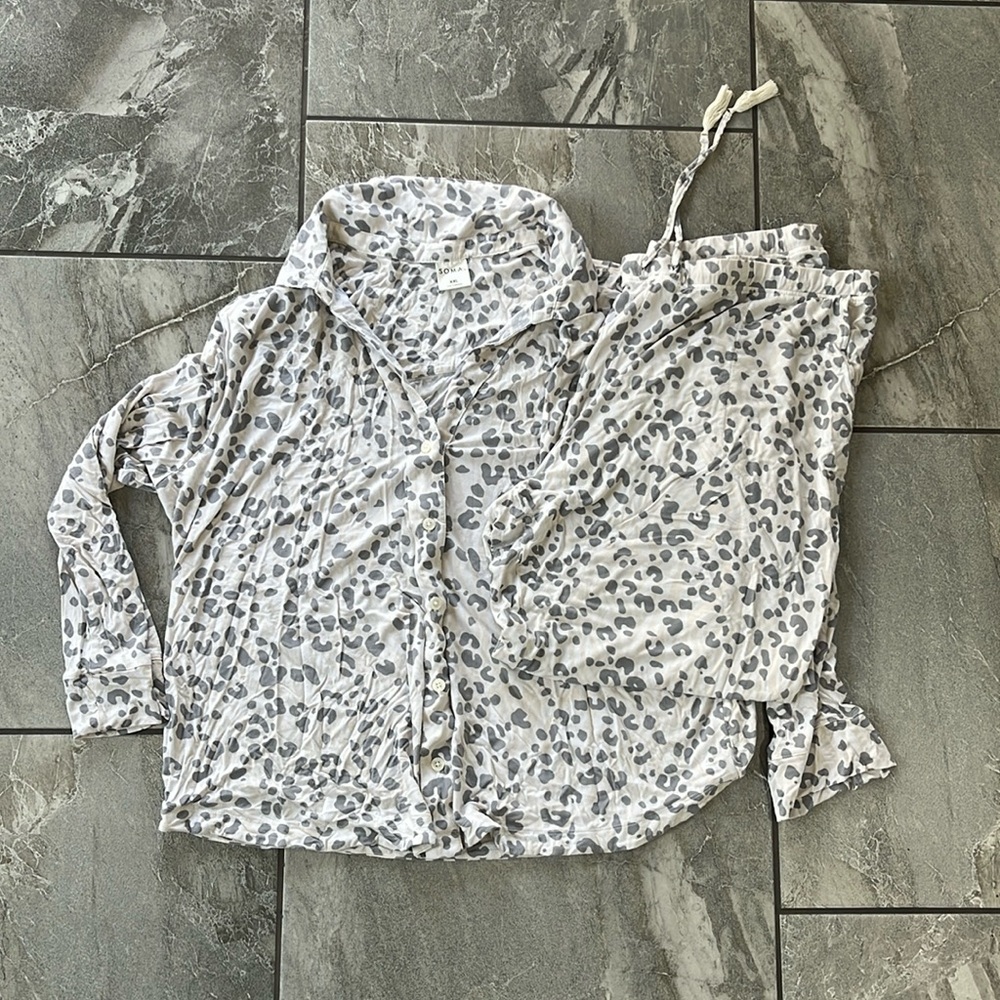 Soma Gray Leopard Print Pajama Set